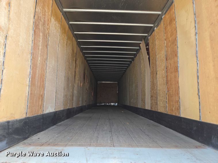 image for item DF8618 2000 Pines 7411TP-SAX dry van trailer