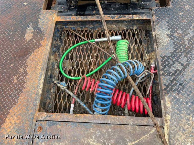 image for item DI9821 1998 Mack RD690S winch truck