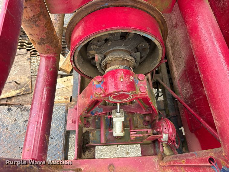 image for item DI9821 1998 Mack RD690S winch truck