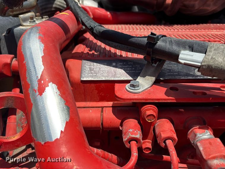 image for item DM1955 2018 Volvo Truck VNL Day cab