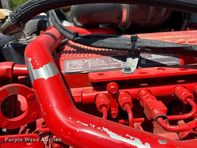 image for item DM1957 2018 Volvo VNL semi truck