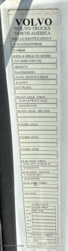 image for item DM1957 2018 Volvo VNL semi truck