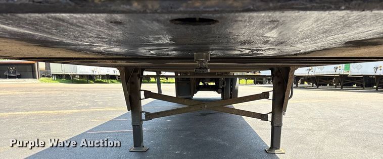 image for item DM1959 2012 Utility VS2DX dry van trailer