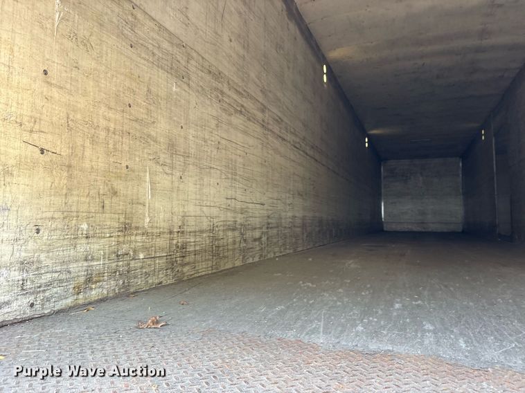 image for item DM1959 2012 Utility VS2DX dry van trailer