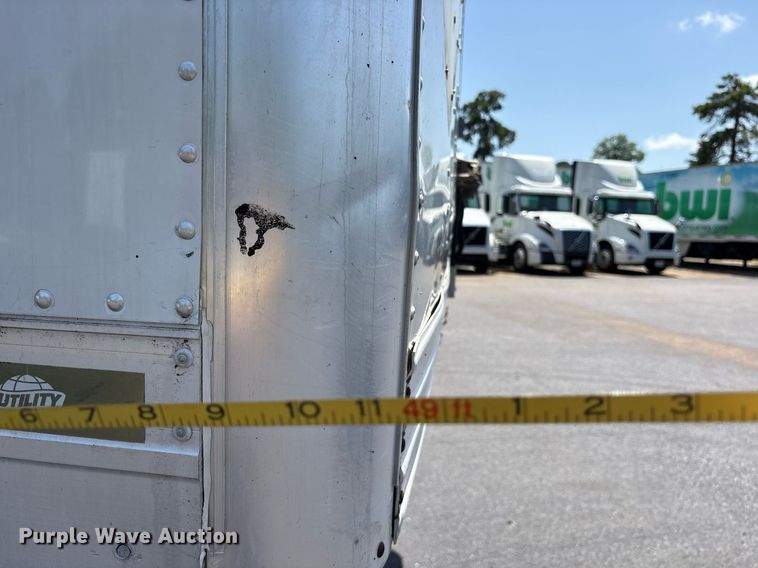 image for item DM1960 2012 Utility VS2DX dry van trailer