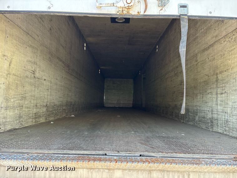 image for item DM1960 2012 Utility VS2DX dry van trailer