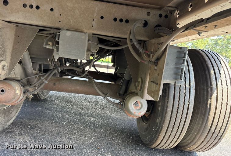 image for item DM1961 2012 Utility VS2DX dry van trailer