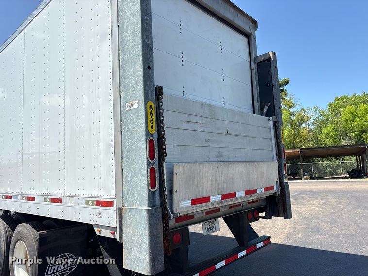 image for item DM1961 2012 Utility VS2DX dry van trailer