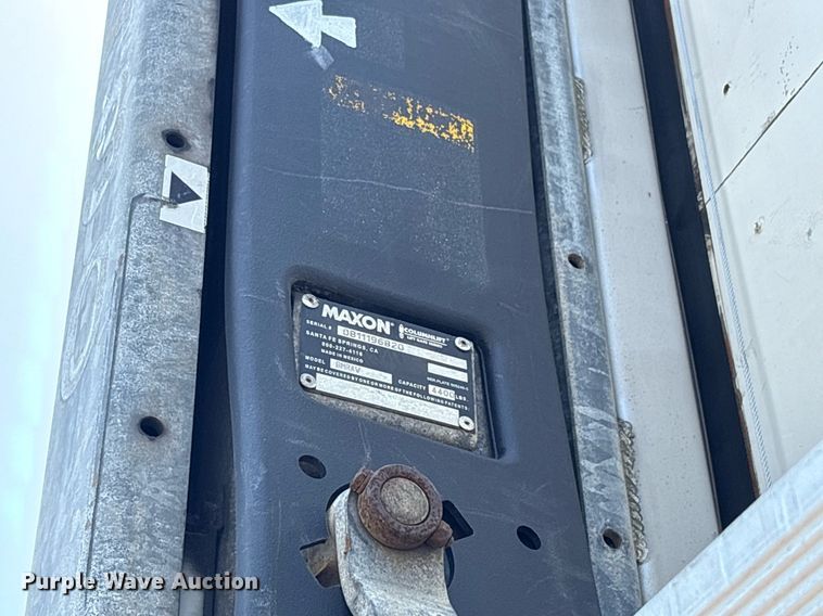 image for item DM1961 2012 Utility VS2DX dry van trailer