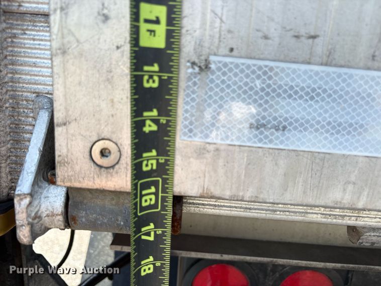 image for item DM1961 2012 Utility VS2DX dry van trailer