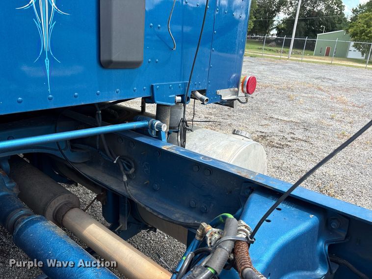 image for item DM1963 2020 Kenworth W990 semi truck