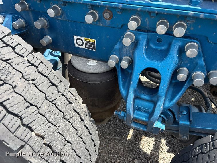 image for item DM1963 2020 Kenworth W990 semi truck