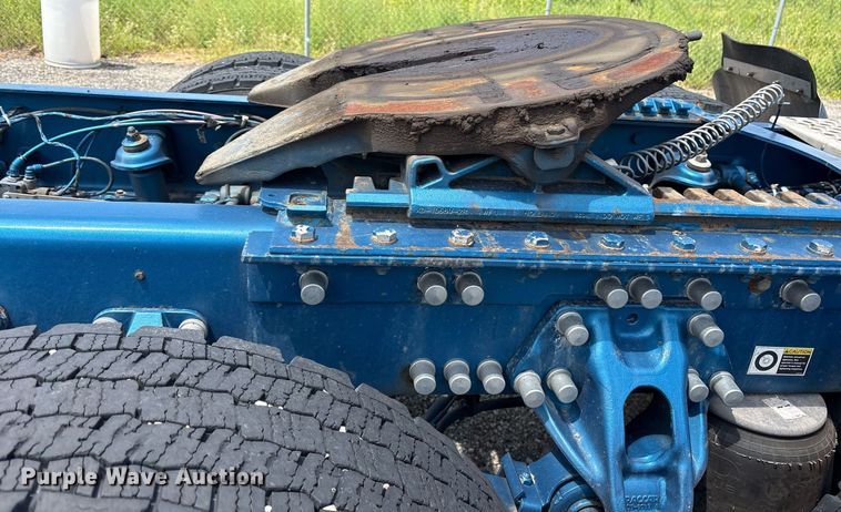 image for item DM1963 2020 Kenworth W990 semi truck