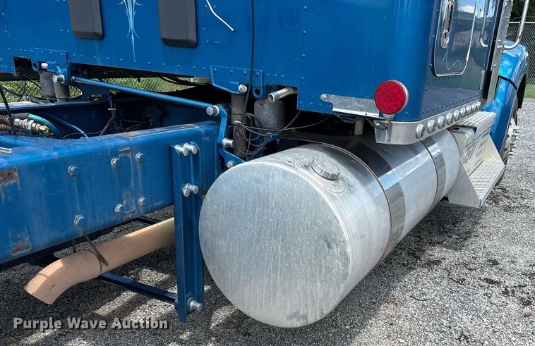 image for item DM1963 2020 Kenworth W990 semi truck