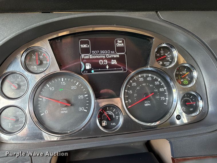 image for item DM1963 2020 Kenworth W990 semi truck