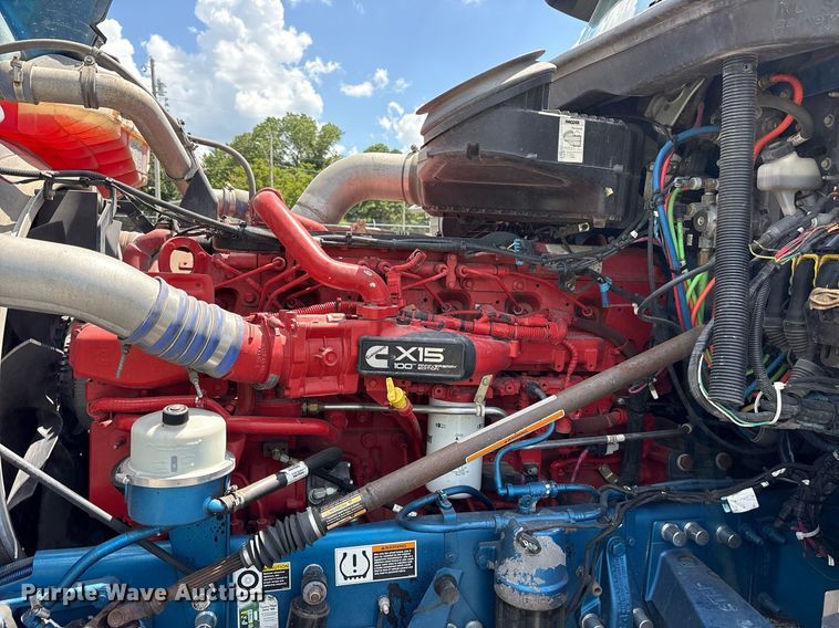 image for item DM1963 2020 Kenworth W990 semi truck