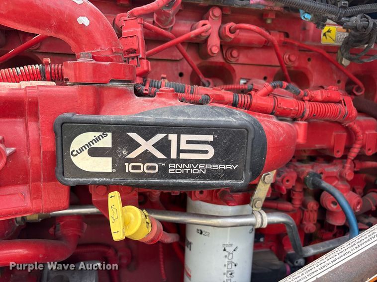 image for item DM1963 2020 Kenworth W990 semi truck