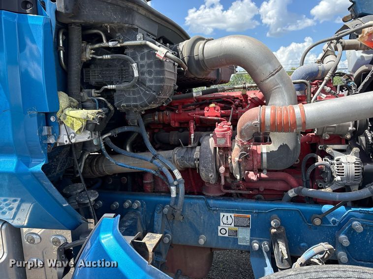 image for item DM1963 2020 Kenworth W990 semi truck