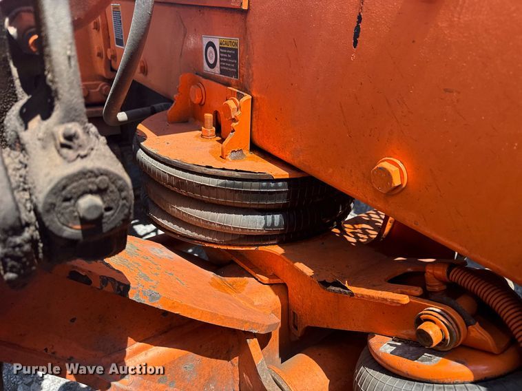 image for item DS3828 2021 Peterbilt 389 semi truck