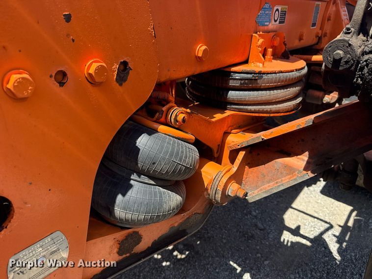 image for item DS3828 2021 Peterbilt 389 semi truck