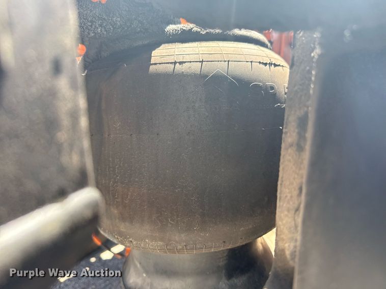 image for item DS3828 2021 Peterbilt 389 semi truck