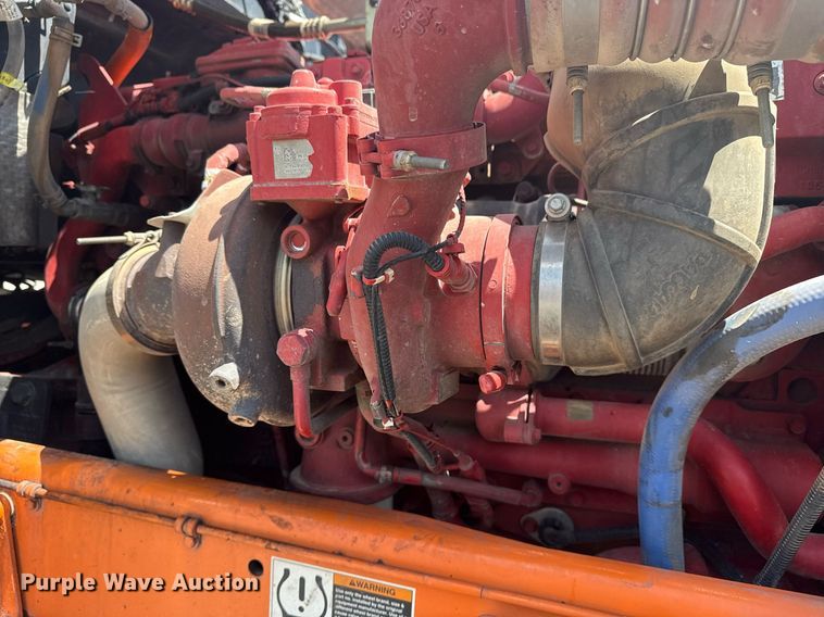 image for item DS3828 2021 Peterbilt 389 semi truck