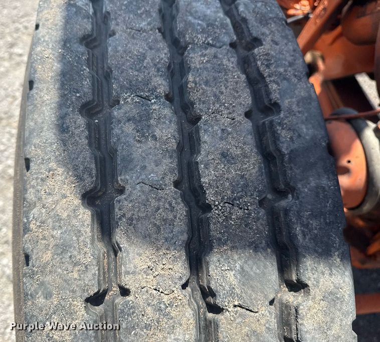 image for item DS3828 2021 Peterbilt 389 semi truck