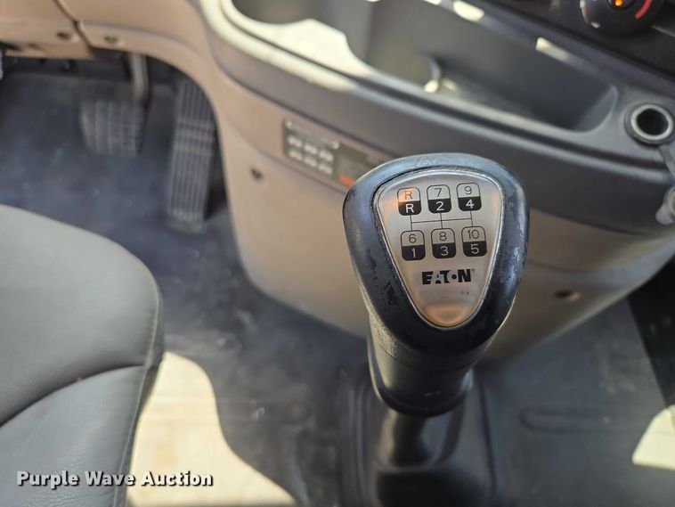 image for item DS3830 2016 Freightliner Cascadia 125 semi truck