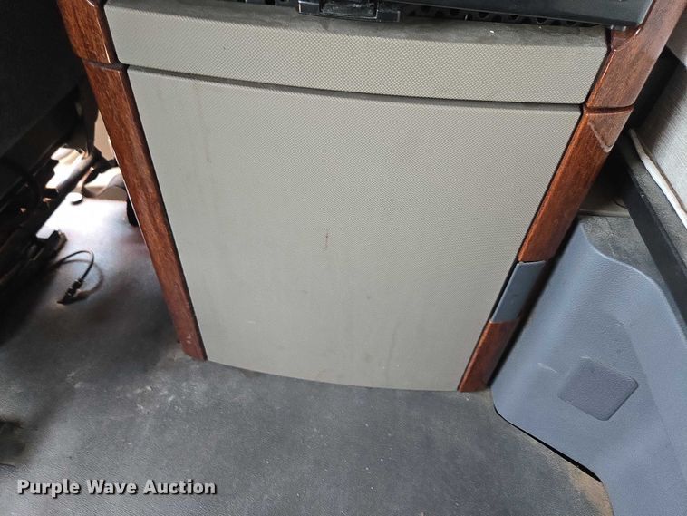 image for item DS3830 2016 Freightliner Cascadia 125 semi truck