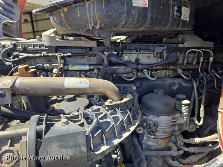 image for item DS3830 2016 Freightliner Cascadia 125 semi truck