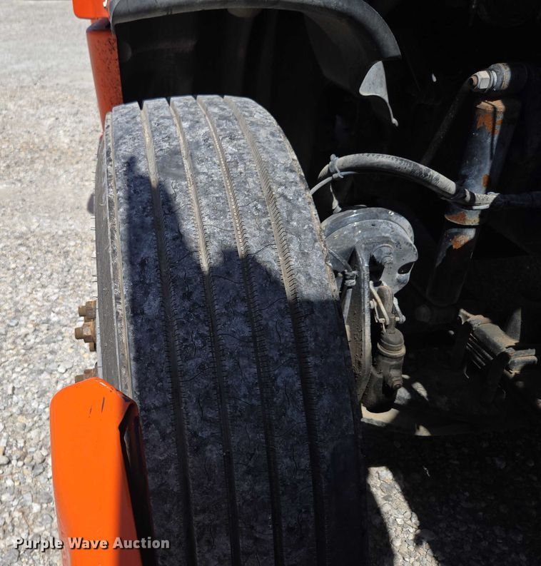 image for item DS3830 2016 Freightliner Cascadia 125 semi truck