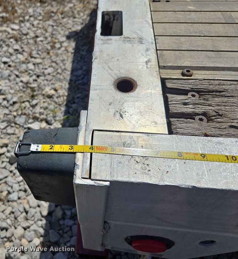 image for item DS3831 2005 Trail King IND., INC. TK80ACS-532 drop deck trailer