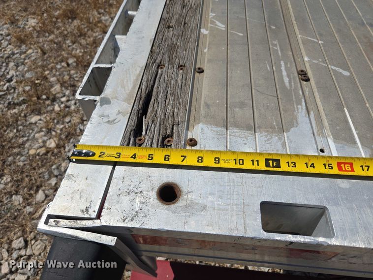 image for item DS3831 2005 Trail King IND., INC. TK80ACS-532 drop deck trailer