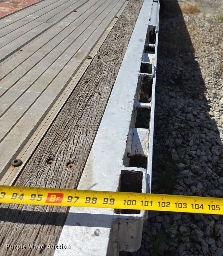 image for item DS3831 2005 Trail King IND., INC. TK80ACS-532 drop deck trailer