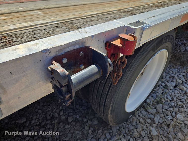 image for item DS3831 2005 Trail King IND., INC. TK80ACS-532 drop deck trailer