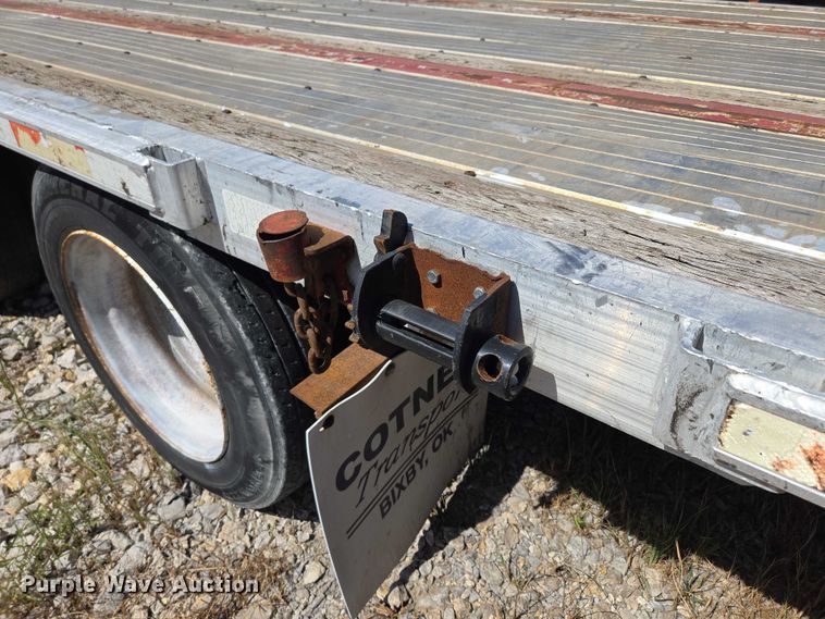 image for item DS3831 2005 Trail King IND., INC. TK80ACS-532 drop deck trailer