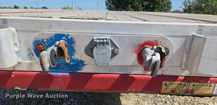 image for item DS3831 2005 Trail King IND., INC. TK80ACS-532 drop deck trailer