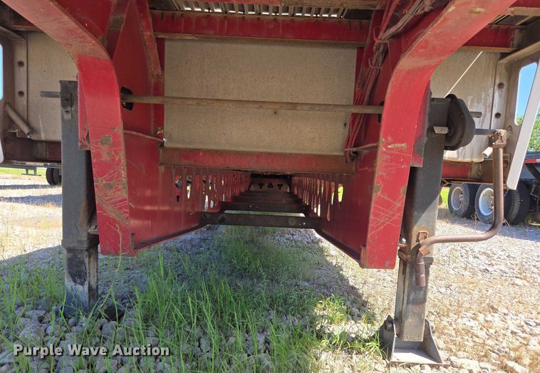 image for item DS3831 2005 Trail King IND., INC. TK80ACS-532 drop deck trailer