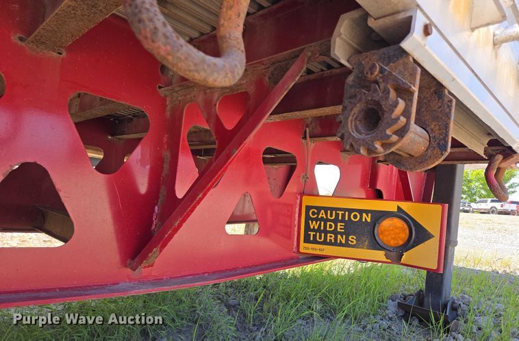 image for item DS3831 2005 Trail King IND., INC. TK80ACS-532 drop deck trailer