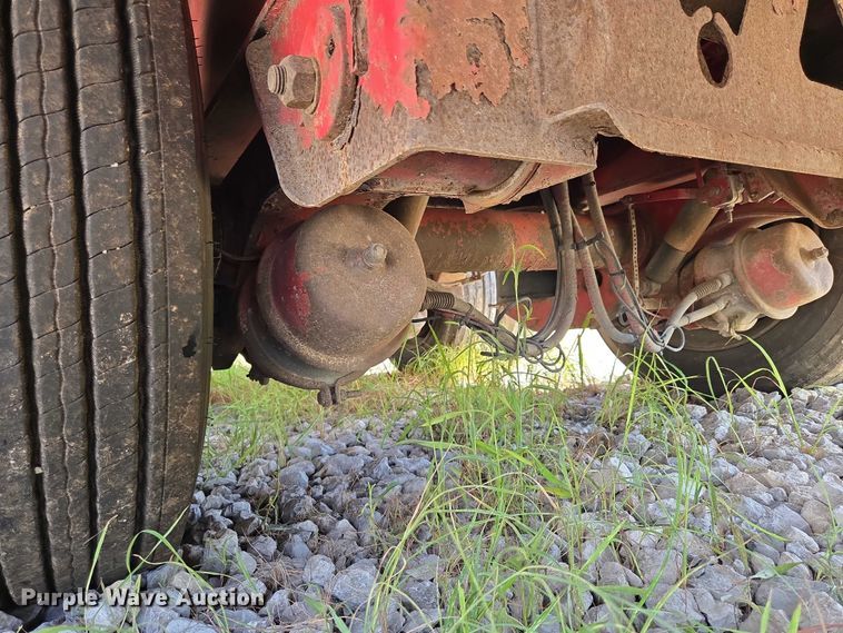 image for item DS3831 2005 Trail King IND., INC. TK80ACS-532 drop deck trailer