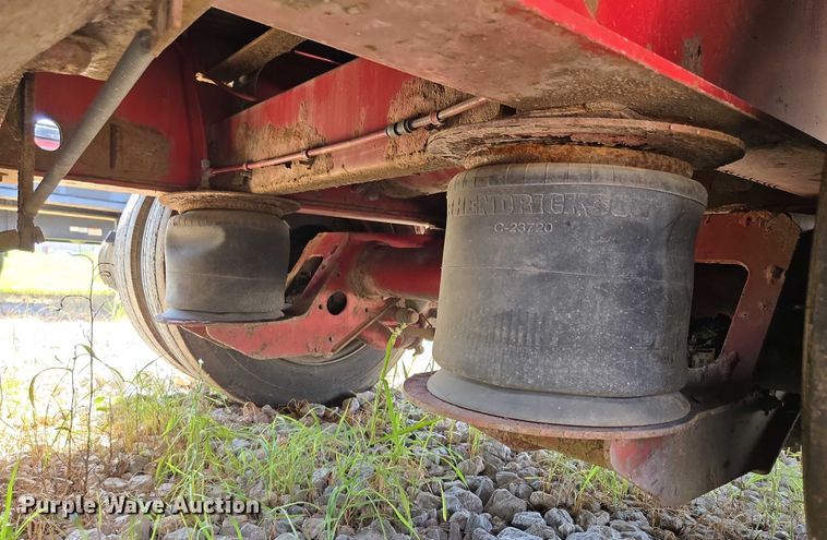 image for item DS3831 2005 Trail King IND., INC. TK80ACS-532 drop deck trailer