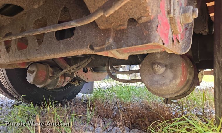 image for item DS3831 2005 Trail King IND., INC. TK80ACS-532 drop deck trailer