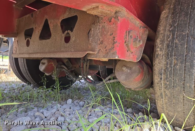 image for item DS3831 2005 Trail King IND., INC. TK80ACS-532 drop deck trailer