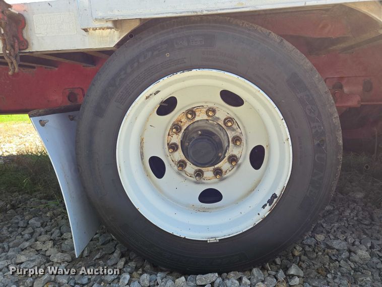 image for item DS3831 2005 Trail King IND., INC. TK80ACS-532 drop deck trailer