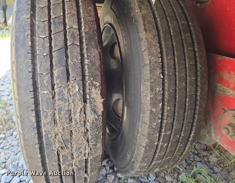 image for item DS3831 2005 Trail King IND., INC. TK80ACS-532 drop deck trailer