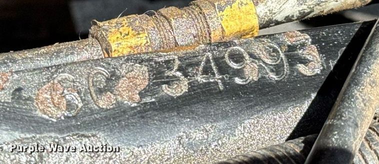 image for item DT6680 2006 International 9400I semi truck