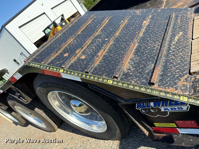 image for item DT6707 2019 General Engines Co, Inc. Eager Beaver 50GSL lowboy equipment trailer