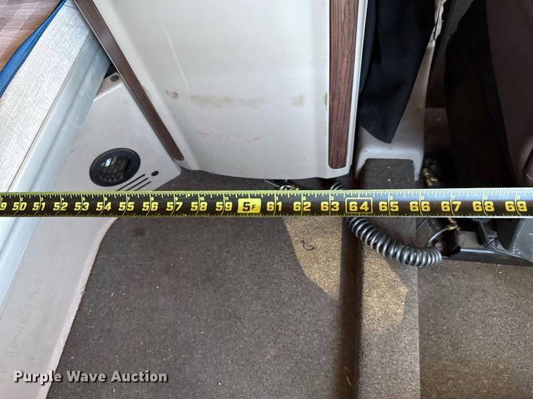 image for item DT6708 2020 Peterbilt 567 semi truck