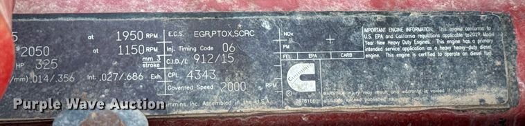 image for item DT6708 2020 Peterbilt 567 semi truck