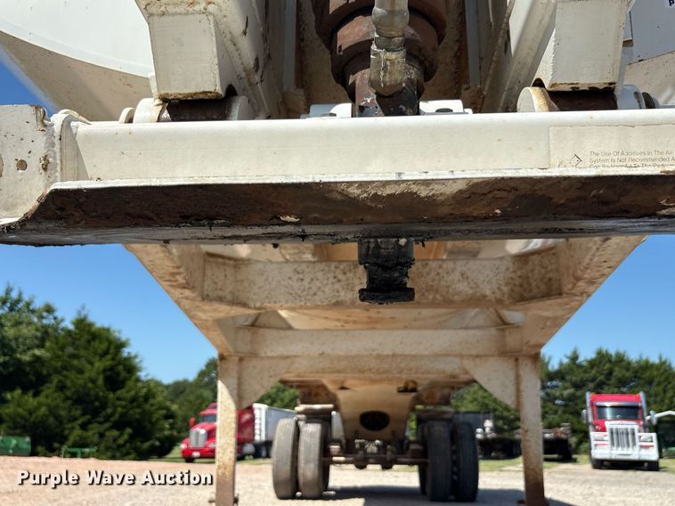 image for item DT6710 2017 Armor Lite SHD-32/42 end dump trailer